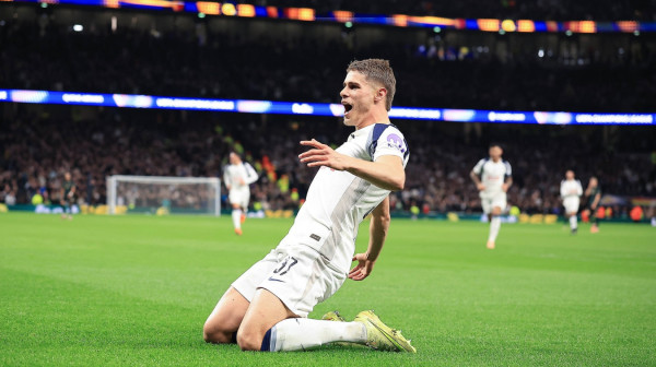 Da li je to Ronaldo? Ili je Mesi? Ne, to je Miki! VIDEO