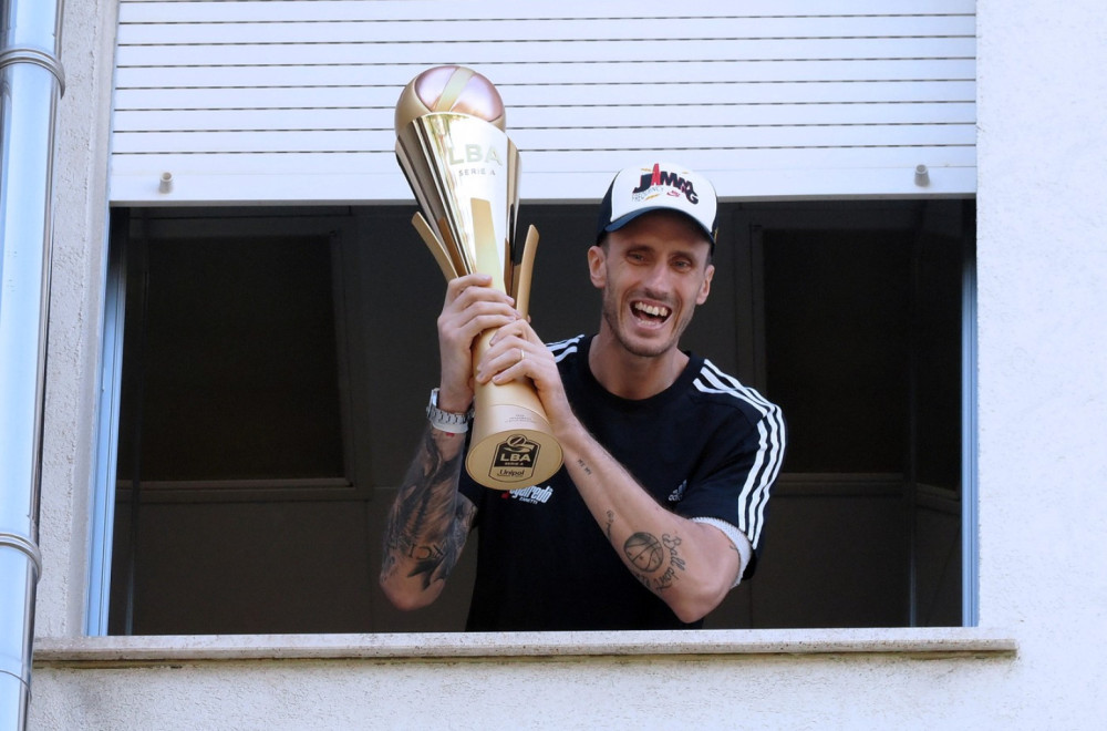 Akile Polonara jedva preživeo! VIDEO