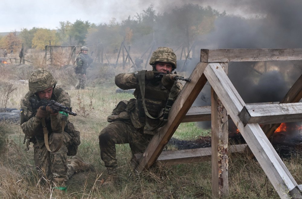 Opkoljeni su; "Predajte se..." VIDEO