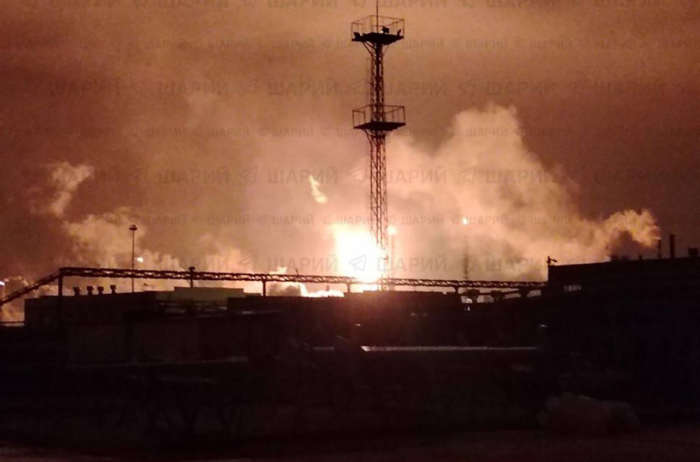 Rusi u panici: Gorela najveća rafinerija nafte; Hiljade ljudi ostalo bez struje FOTO/VIDEO