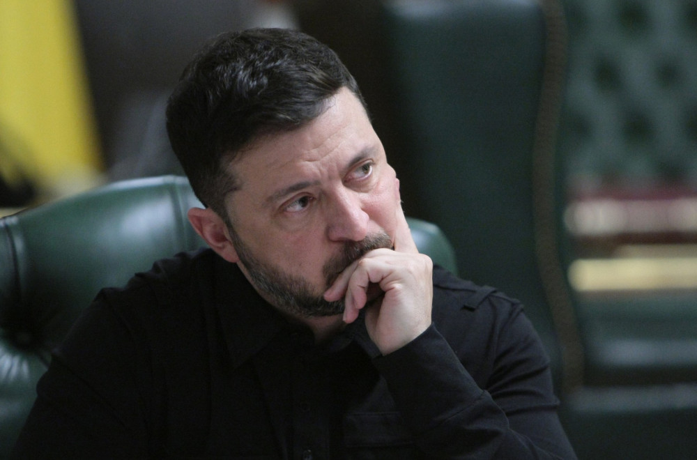 Zelenskog potresa novi korupcijski skandal; Bivši saradnik pobegao pre racije