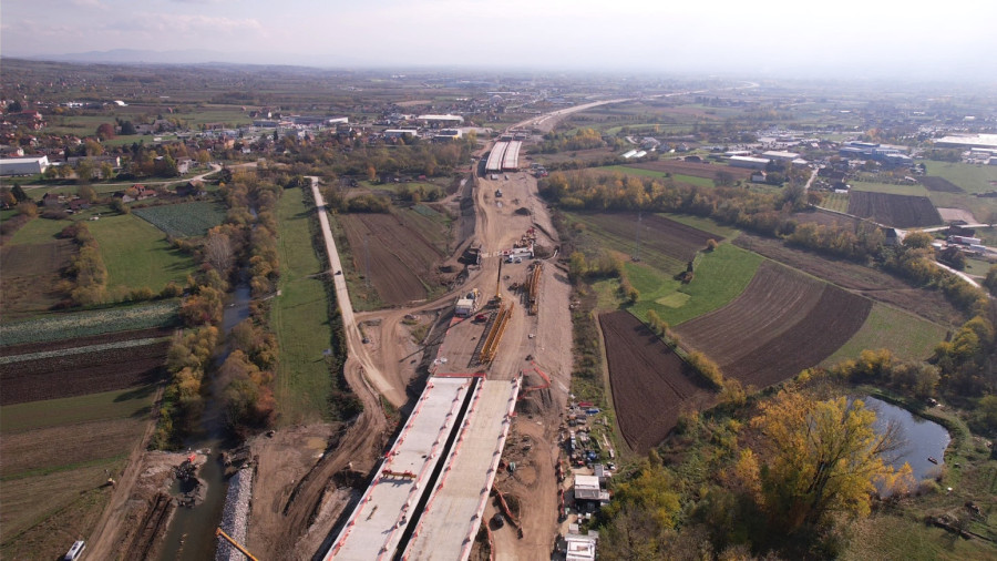 Građani kažu da vredi čekati: Zatvorena deonica auto-puta Miloš Veliki FOTO