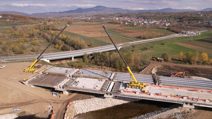 Građani kažu da vredi čekati: Zatvorena deonica auto-puta Miloš Veliki FOTO