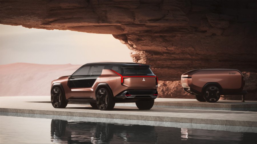 Mitsubishi Elevance: SUV koji spaja eleganciju i snagu FOTO