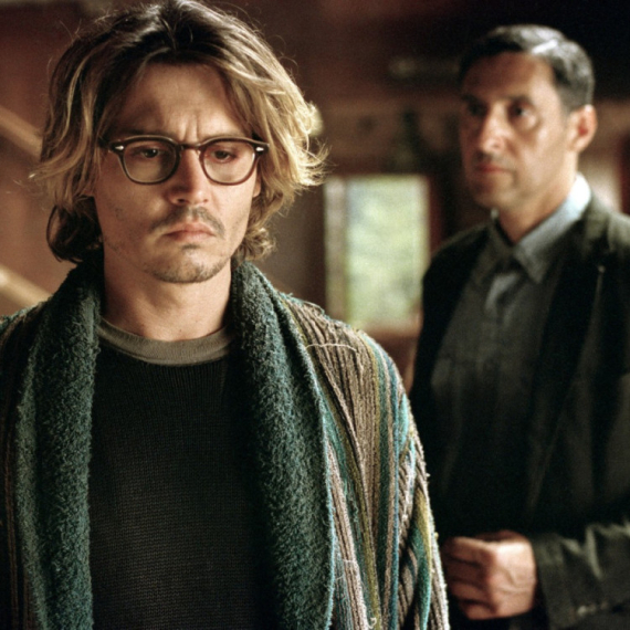 Triler sa Džonijem Depom iz dvehiljaditih opčinjava gledaoce na Netflixu: Ne smete da ga propustite