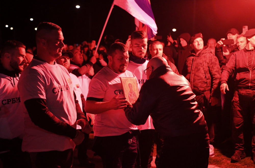 Vučević: Bratski susret na Trgu Nikole Pašića; Svi želimo normalnu i jedinstvenu Srbiju