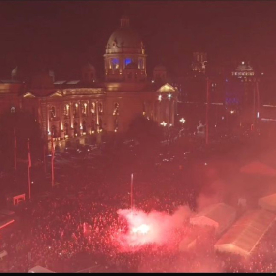 Brnabić objavila moćan snimak sa dočeka Srba sa KiM: Slobodna Srbija! Svi zajedno želimo pravdu VIDEO