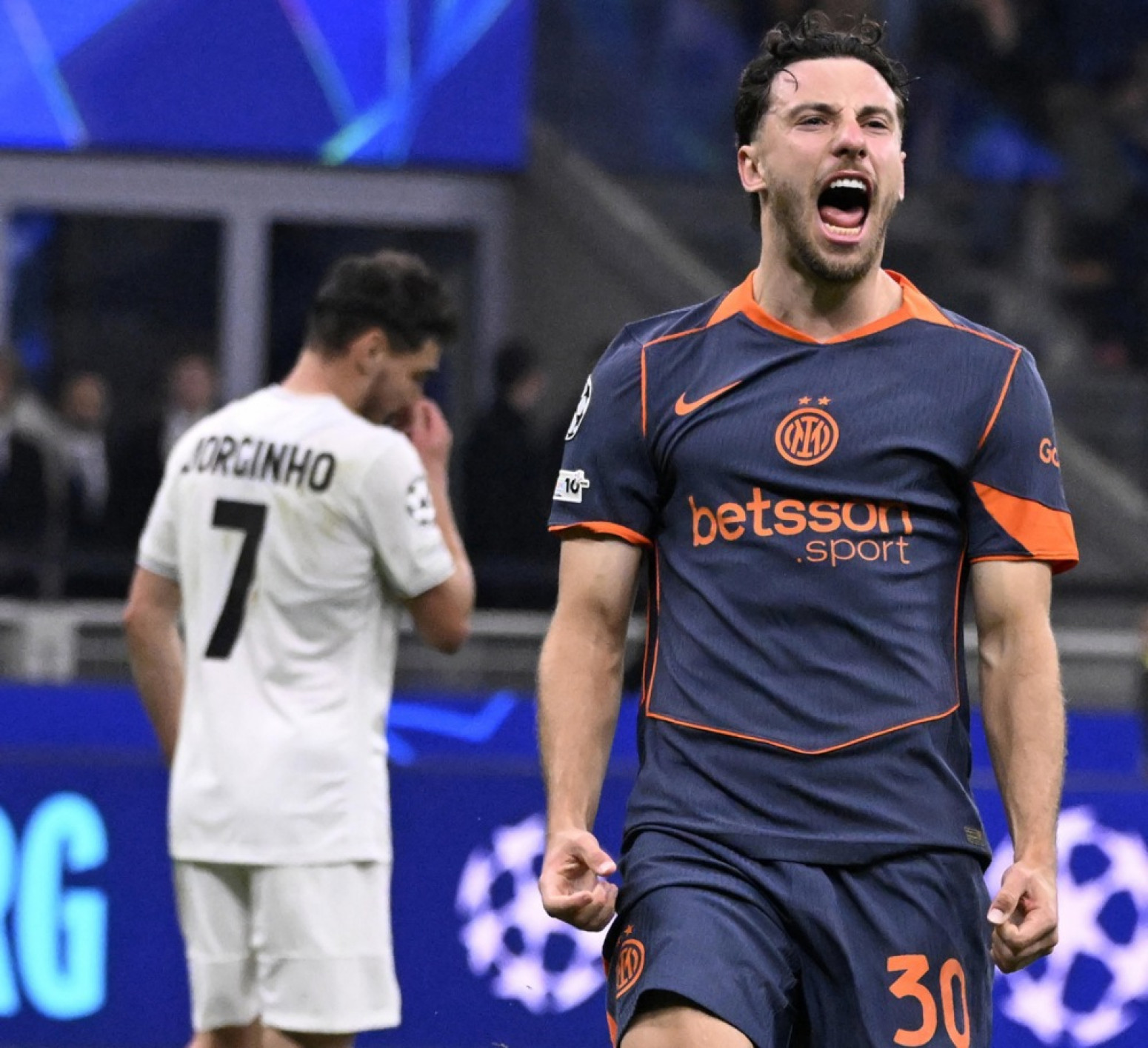 Siti se gubio, ali slavio ubedljivo – Borusija se kasno probudila!