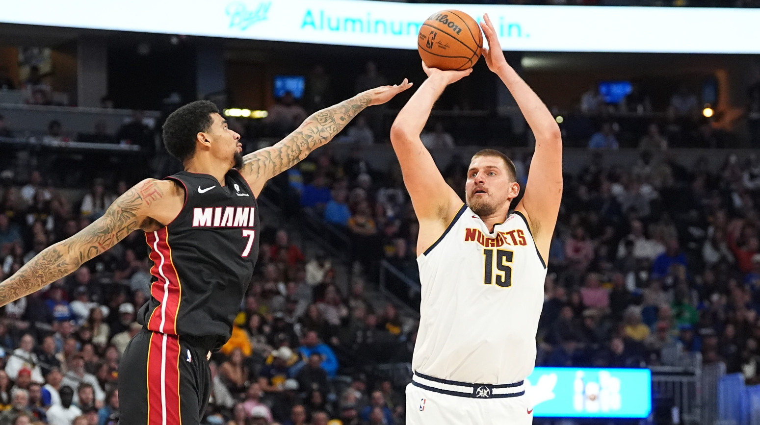 Monstruozan tripl-dabl Jokića VIDEO