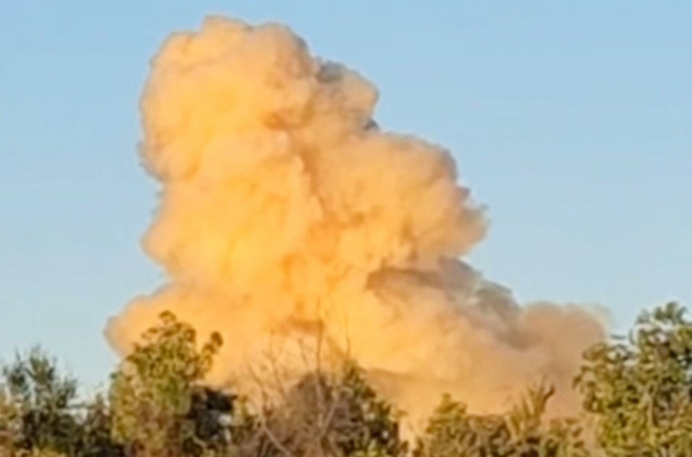 Eksplozija u fabrici: Curi amonijak, naređena hitna evakuacija FOTO/VIDEO