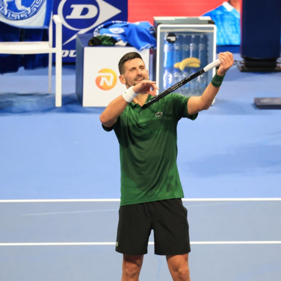 Kecmanović, pa Đoković – borba za polufinale Atine