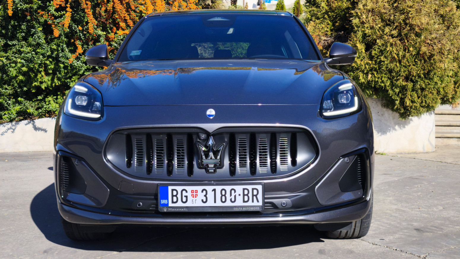Vozili smo: Električni Maserati Grecale – munja na točkovima