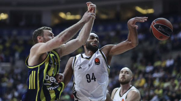 Fener razbio ASVEL