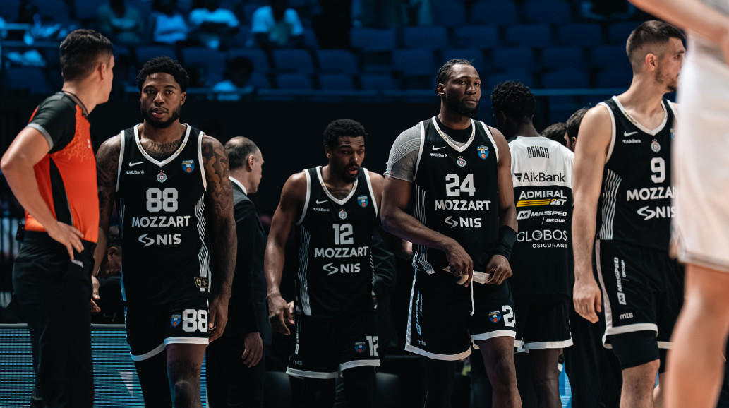 Posrnuli Partizan i deprimirani Obradović traže lek u Pireju