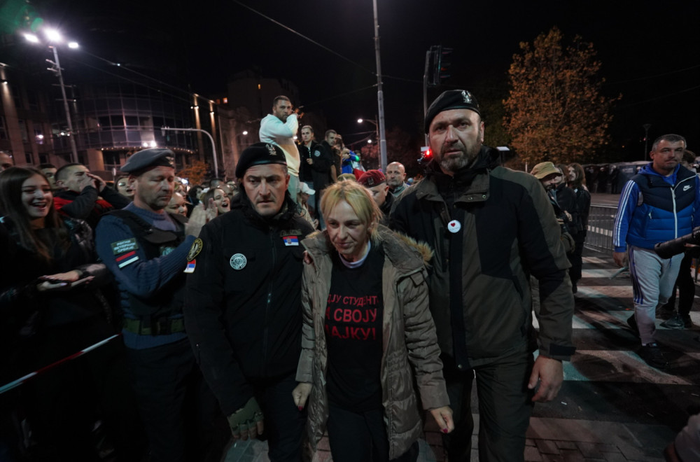 Blokaderi zloupotrebljavaju Dijanu Hrku: Ženu koja pati pretvorili u simbol svojih ambicija