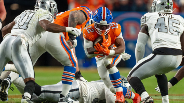 "Ružni" Denver predvodi ligu!