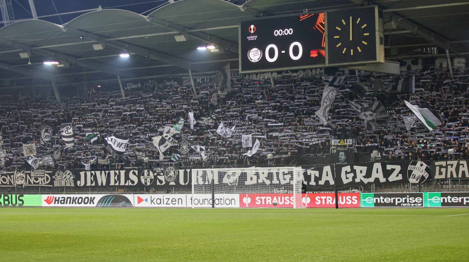 "Delije" dobile neočekivanu podršku FOTO