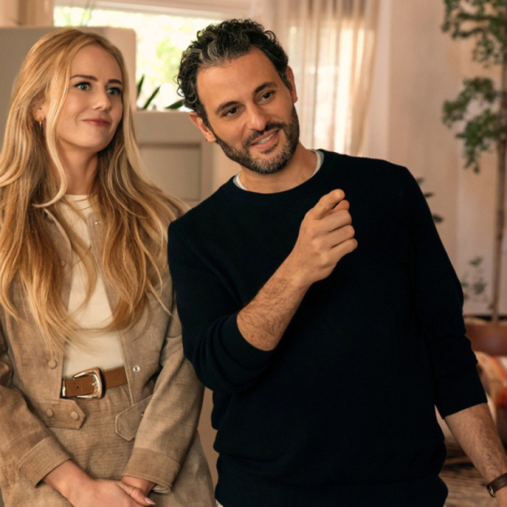 Netfliks iznenadio fanove: Stiže treća sezona serije "Nobody Want's This" VIDEO