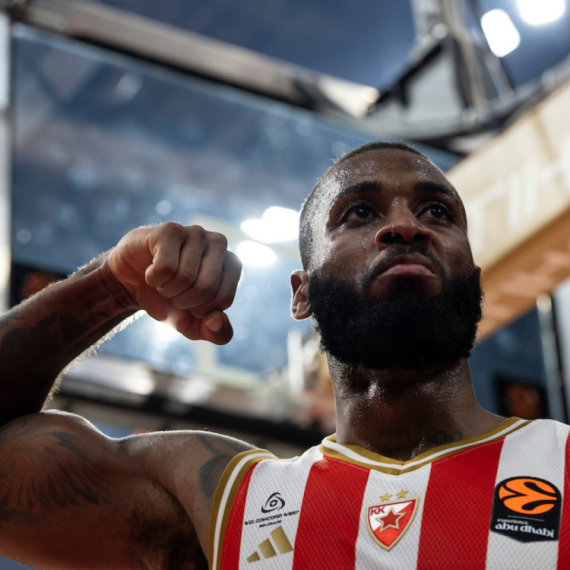 Zvezda i dalje u vrhu, Partizan dodatno pao – ovako izgleda tabela Evrolige