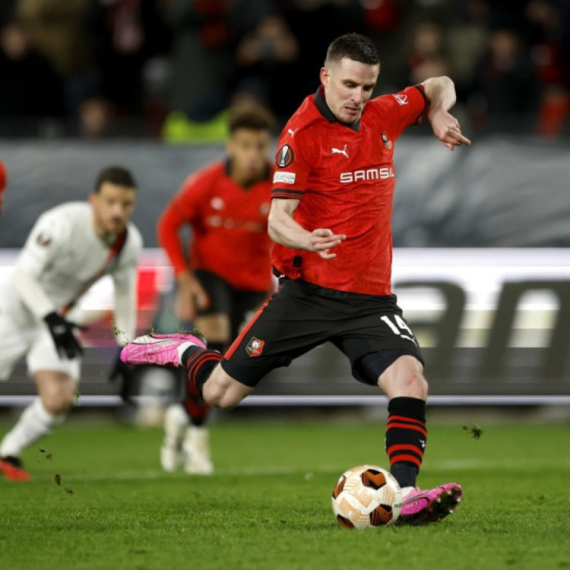 Ren odneo bodove iz Pariza