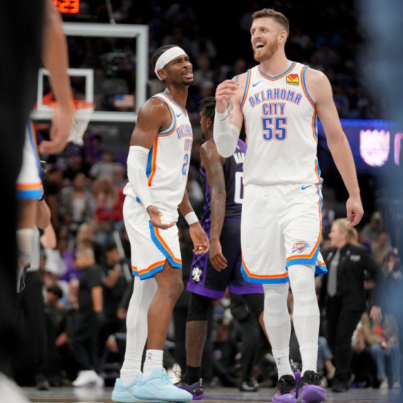 Oklahoma deklasirala Sakramento – Edvards "iskalio" bes na Juti VIDEO