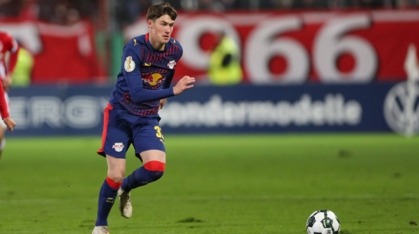 "Maksimović zaostaje za timom, ali vidi stvari kao malo koji igrač"