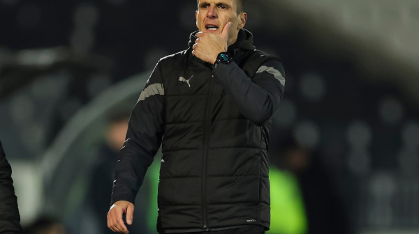 Jovanović: "Nekada je Partizan dovodio igrače poput Krstajića... Verujem da će trofej doći!"