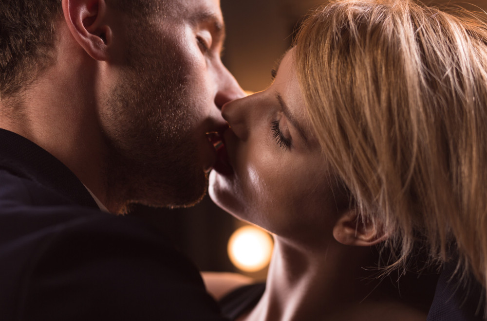 Praktikujte što češće: Ljubljenje partnera poboljšava zdravlje creva