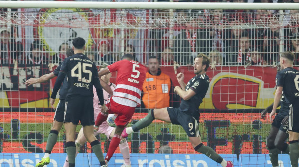 Bajernova mašinerija trokirala u Berlinu – Dortmund ispustio dva boda u Hamburgu