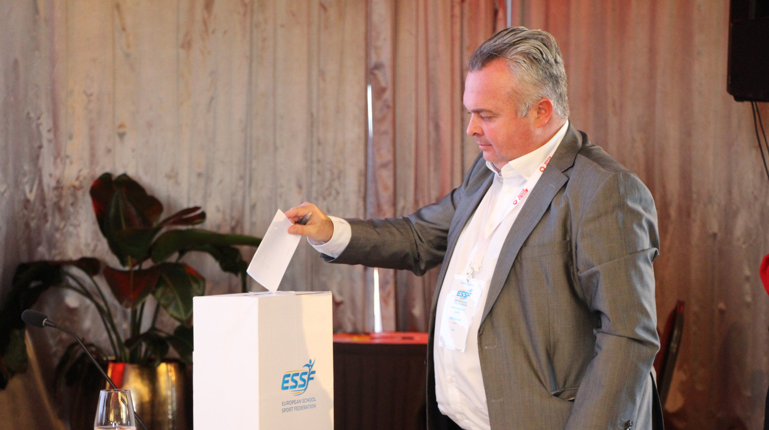 Tanasković se povukao sa čela Evropskog školskog sporta, Đurić u Izvršnom odboru