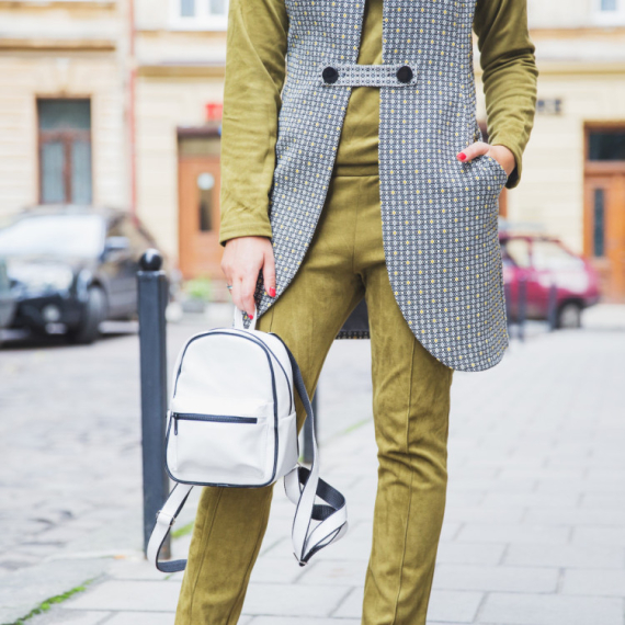 Veliki povratak zaboravljenog trenda: Ove pantalone dominiraju sezonom