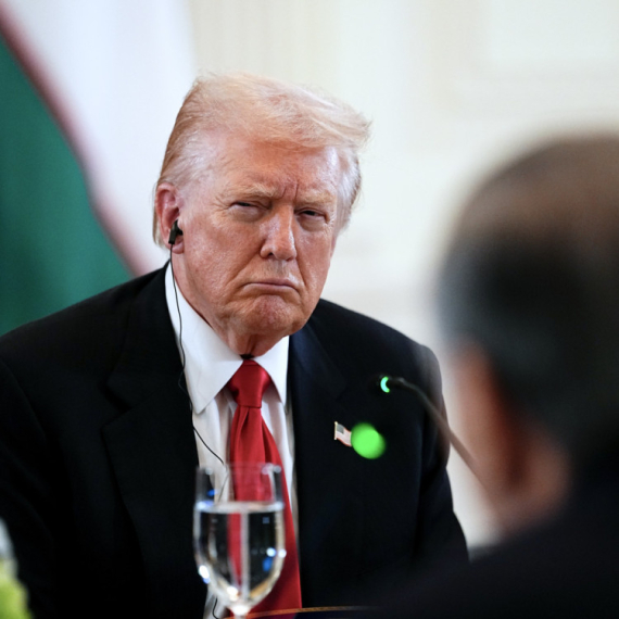 Ultimatum od milijardu dolara; Tramp i BBC u "ratu"