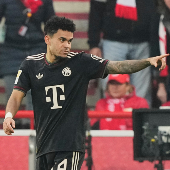 Evropa bruji o golu Luisa Dijaza VIDEO