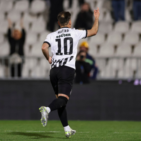 Partizan protiv Pazara juri prvo mesto