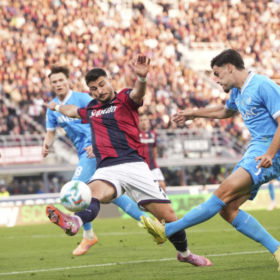 Kiks Napolija u Bolonji za treći poraz u sezoni