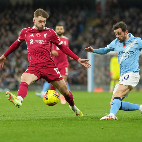 Doku "teroriše", Haland promašuje – Liverpul odoleva