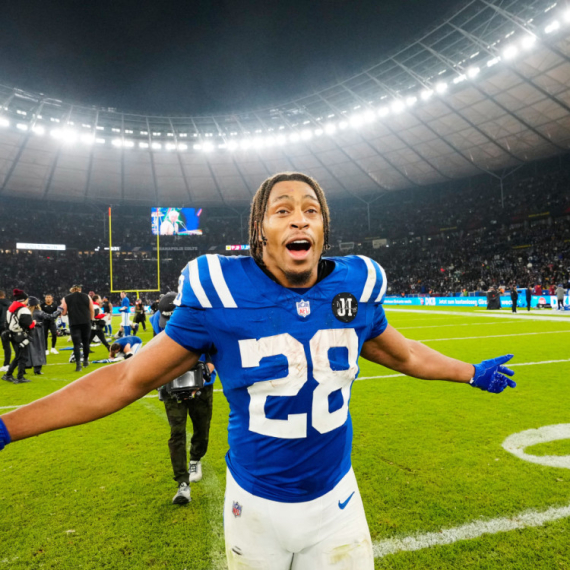 Berlin video najboljeg igrača NFL – raspad Bafala protiv ljutog rivala