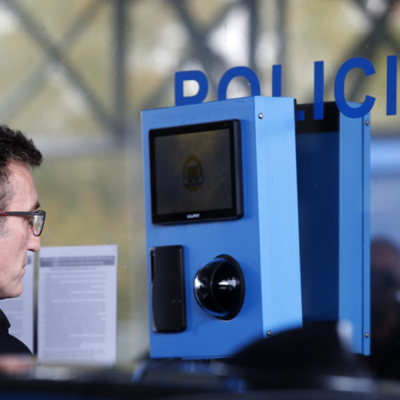 Haos na granicama zbog novih pravila: Zašto sistem "pada" i koliko puta zapravo dajemo podatke?