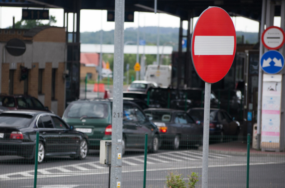 Turisti iz Srbije u panici pred praznike: Kolapsi na graničnim prelazima i višesatno čekanje