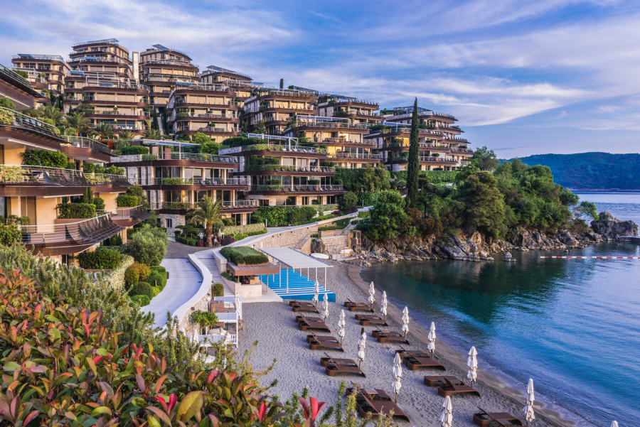 Letovanje u Crnoj Gori sve skuplje: Ko ne rezerviše sad, plaća duplo