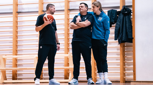 "Ne mogu više ni bolove, ni lekove – želim da se igram sa decom, a ne da završim u kolicima"