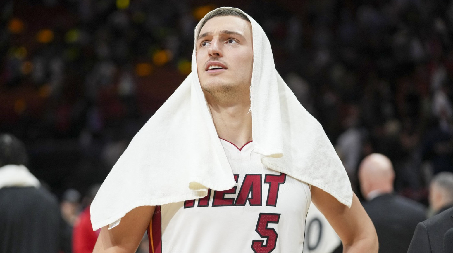 Jović drugi meč zaredom bez poena, "dabl-dabl" Vučevića