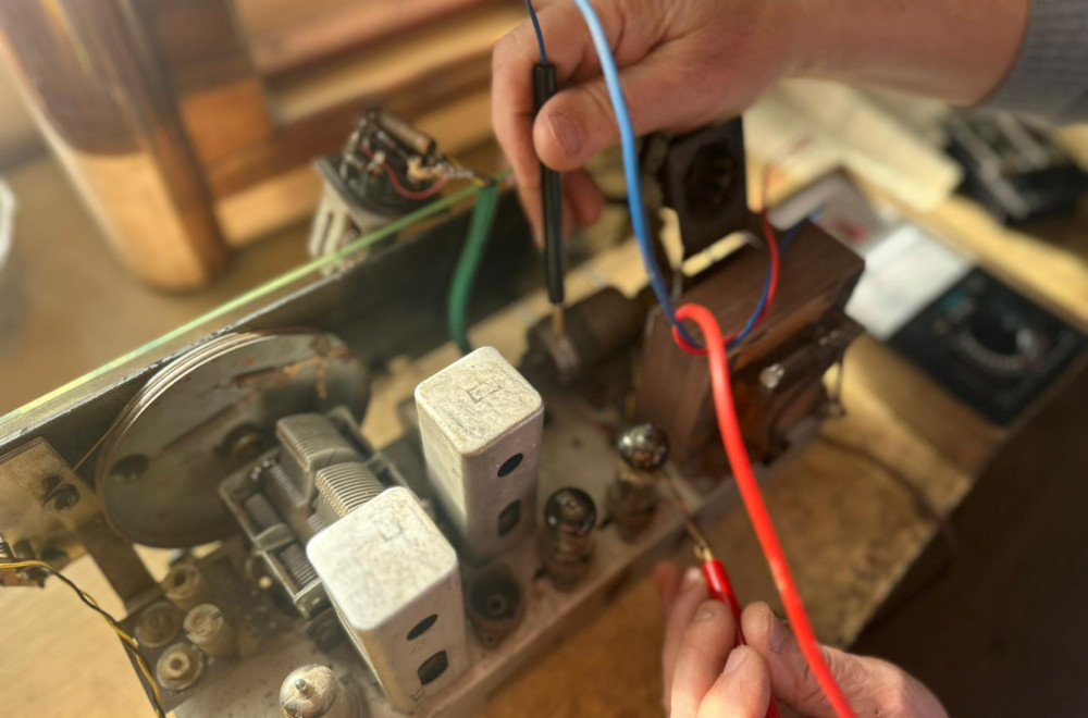 Mlađe generacije ne bi znale čime se ovaj Užičanin bavi: Zanat odlazi u zaborav FOTO