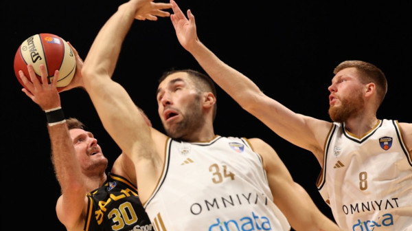 Ubacio Zvezdi 20, pa poručio: "Pobedili smo najbolji tim u Evroligi"