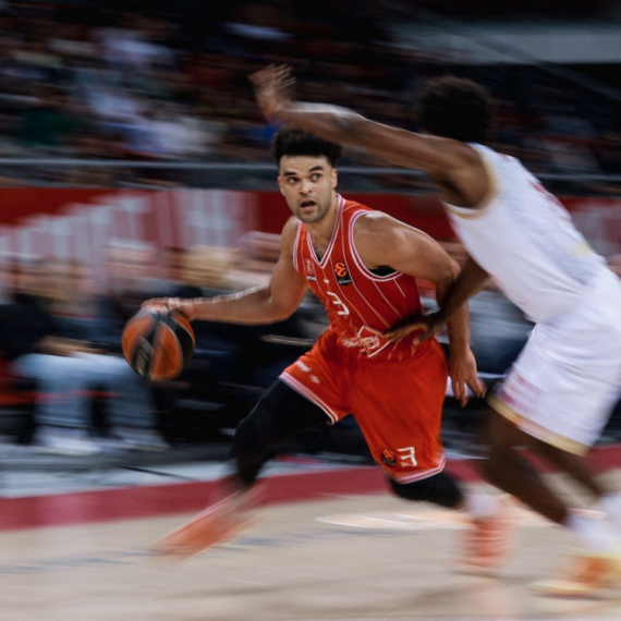 Strašan Hapoel deklasirao Baskoniju – Brajant u "MVP modu", Micić dvocifren