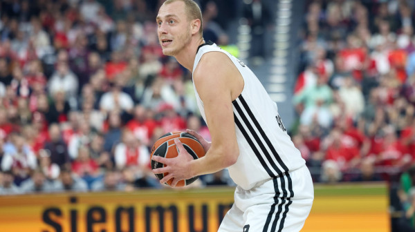 Smailagić okončao agoniju i produžio je Kokoškovu