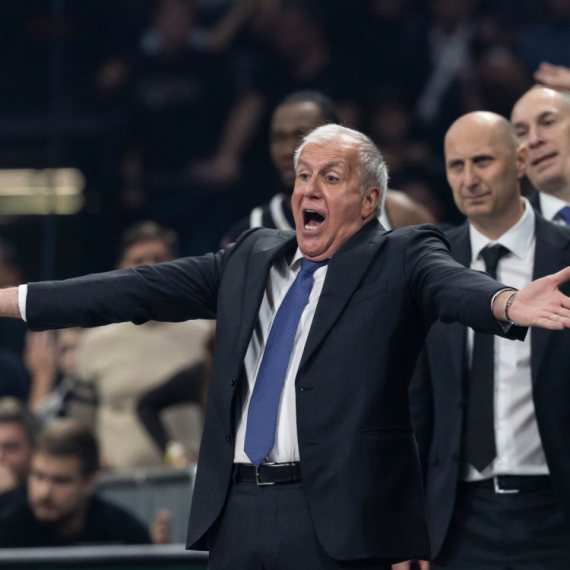 Obradović: "To je provokacija"; O razgovoru sa Spanulisom: "Veoma intimno"