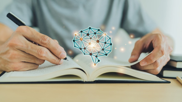 Dokazano: Ko govori više jezika – taj sporije stari