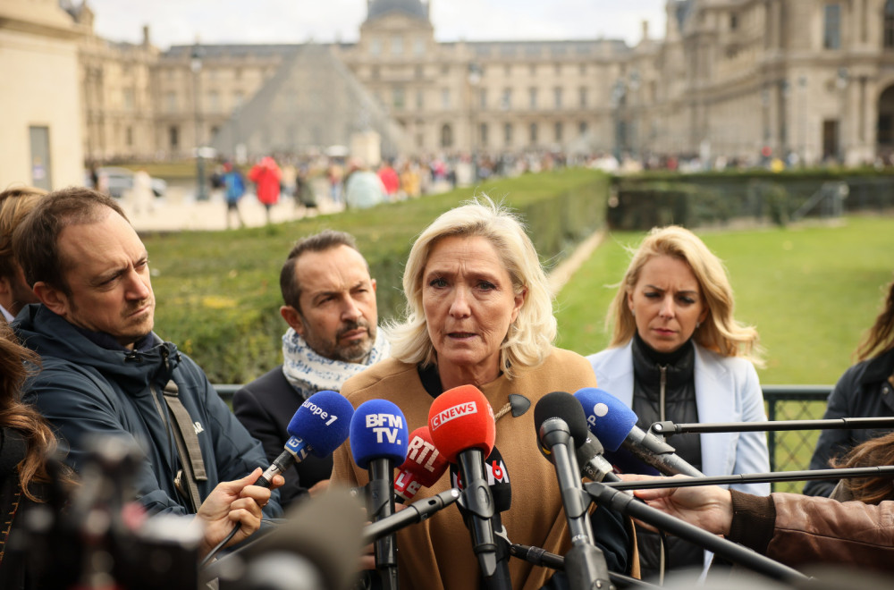 Marin le Pen je donela odluku