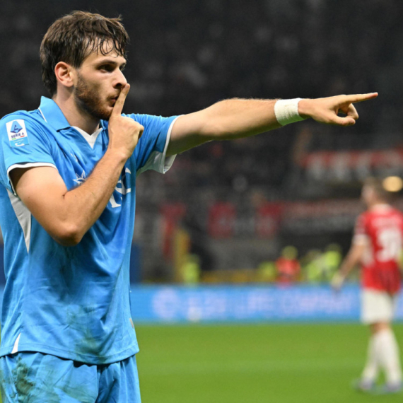 Čovek koji je otkrio Kvaracheliju, Hamšika i Muntarija stiže u Arsenal